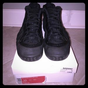 Nike Foamposite Triple black